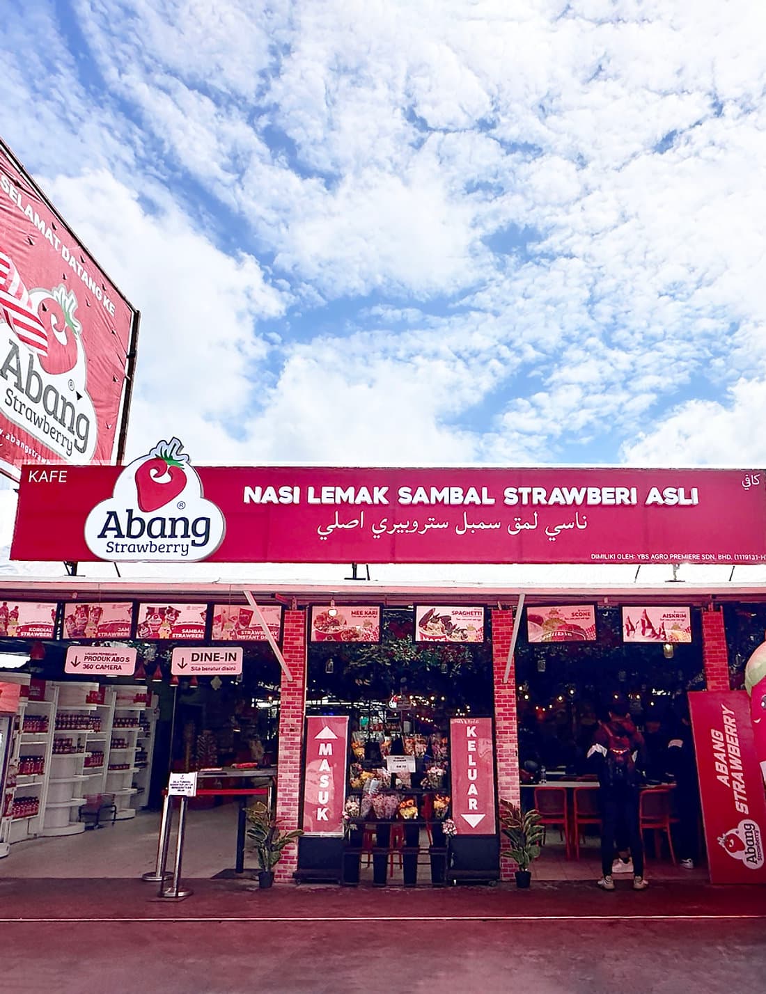 Abang Strawberry Celebrates 10 Years in Cameron Highlands